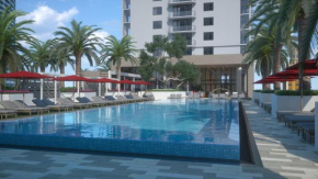 Global Luxury Suites Miami Worldcenter